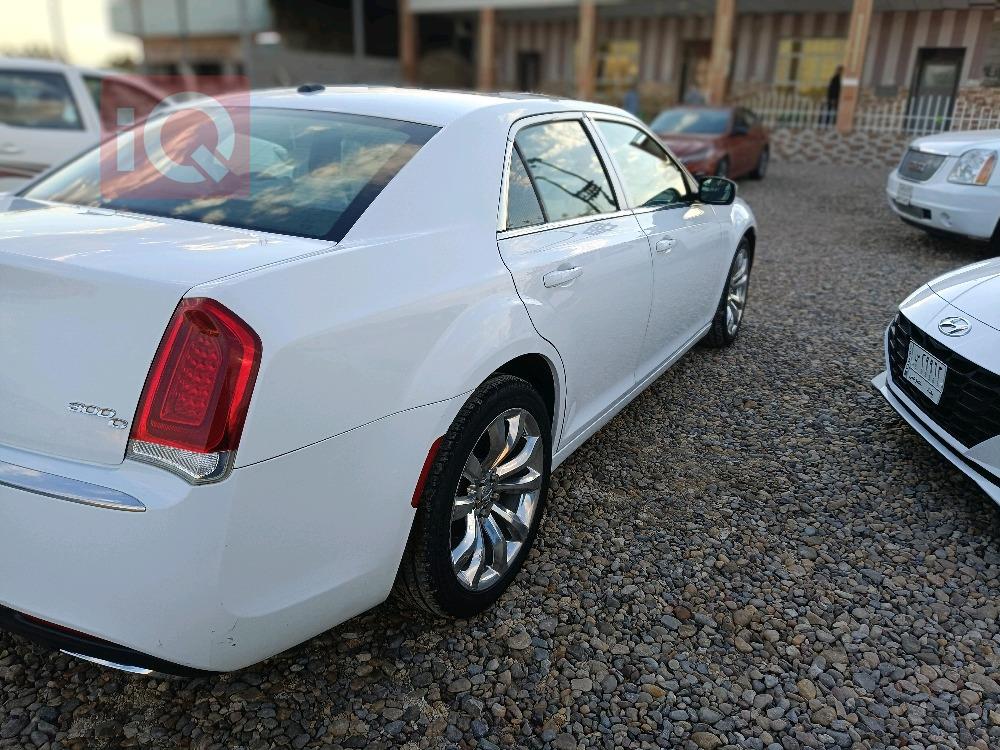 Chrysler 300